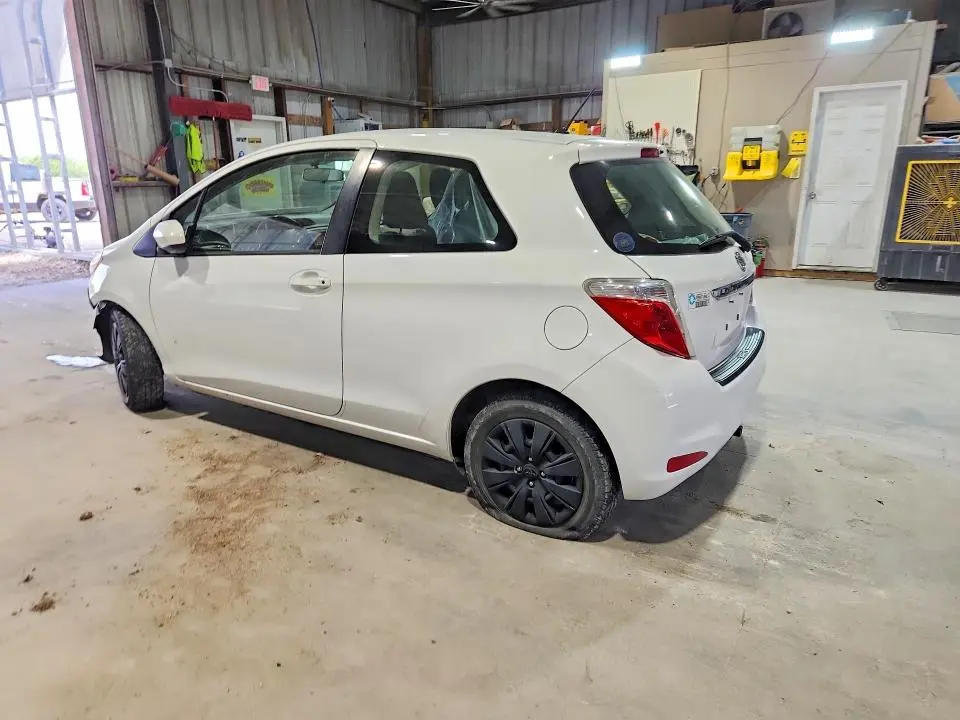 2012 TOYOTA YARIS 3-DOOR L  