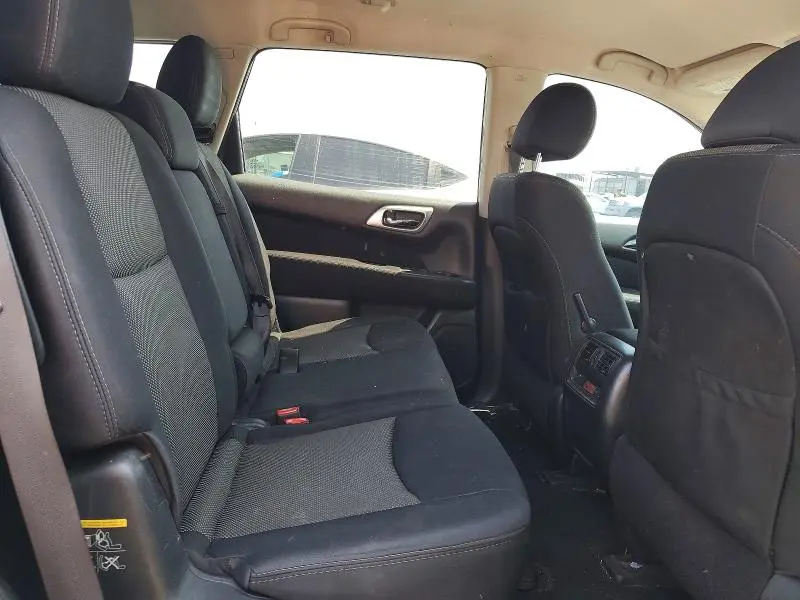 2017 NISSAN PATHFINDER S  