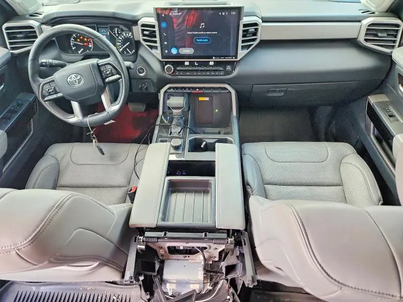 2022 TOYOTA TUNDRA CREWMAX LIMITED  