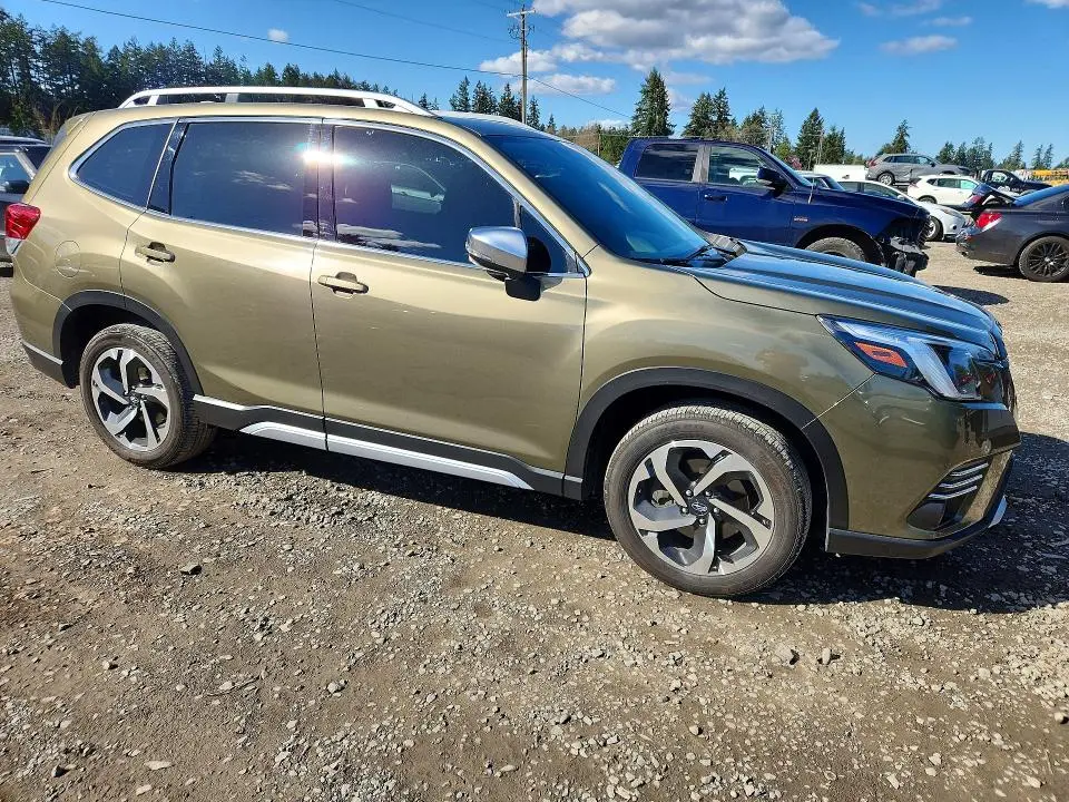 2023 SUBARU FORESTER TOURING  