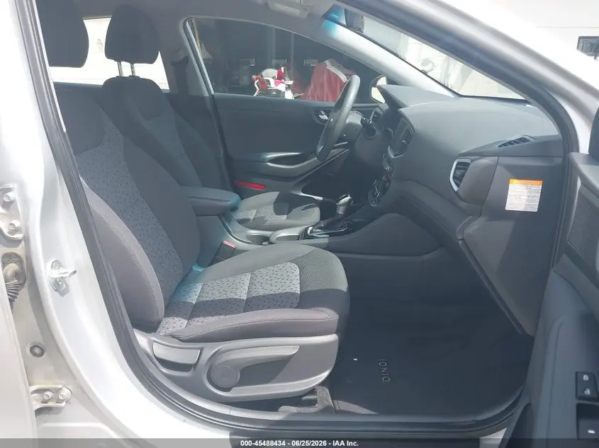 2018 HYUNDAI IONIQ HYBRID BLUE