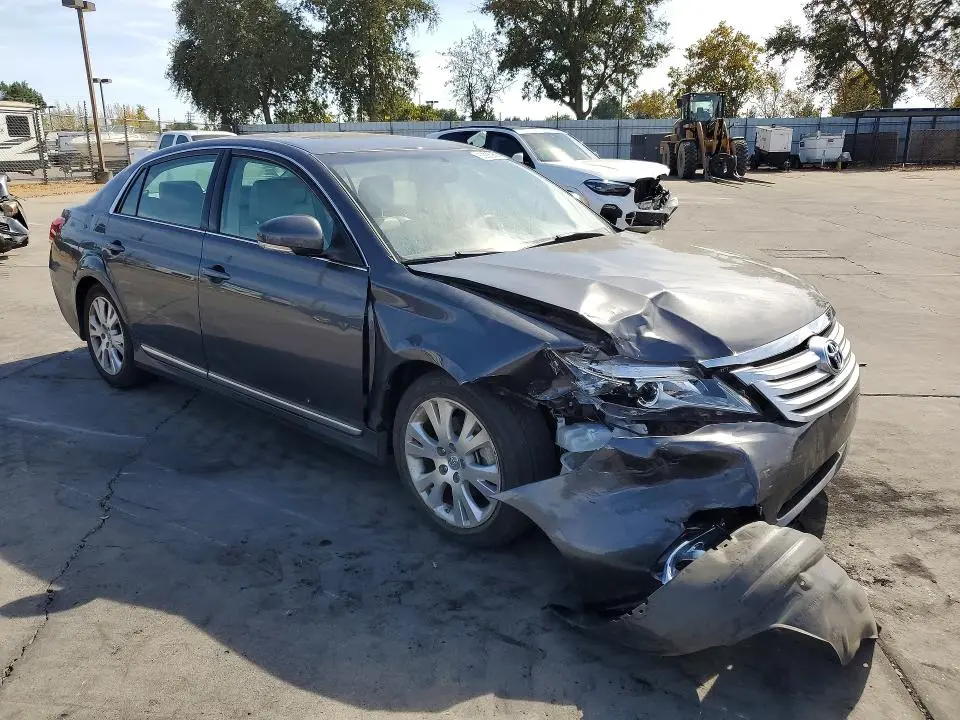 2011 TOYOTA AVALON BASE  