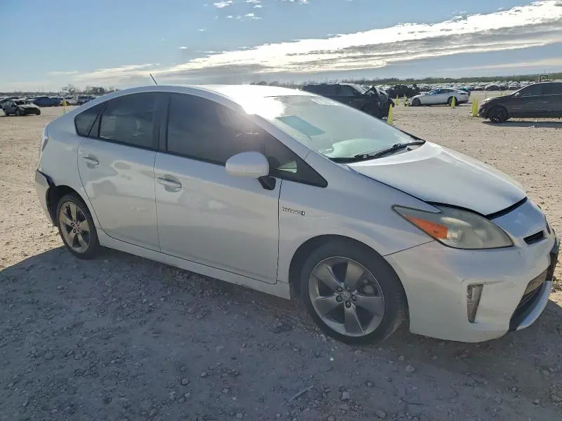 2013 TOYOTA PRIUS   
