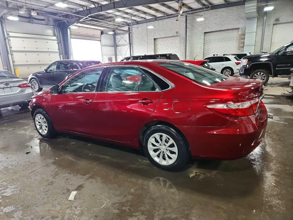 2016 TOYOTA CAMRY LE  
