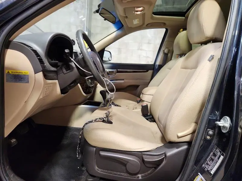 2010 HYUNDAI SANTA FE GLS  