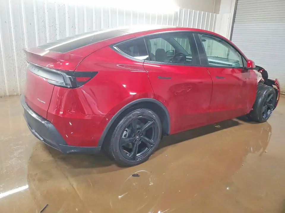 2026 TESLA MODEL Y   