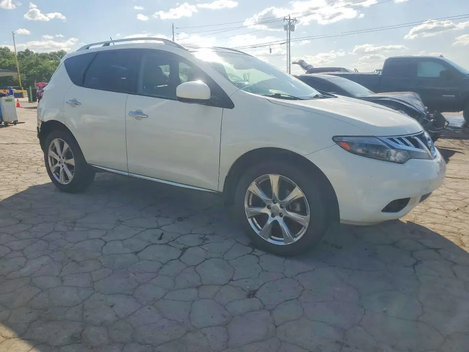 2014 NISSAN MURANO LE  