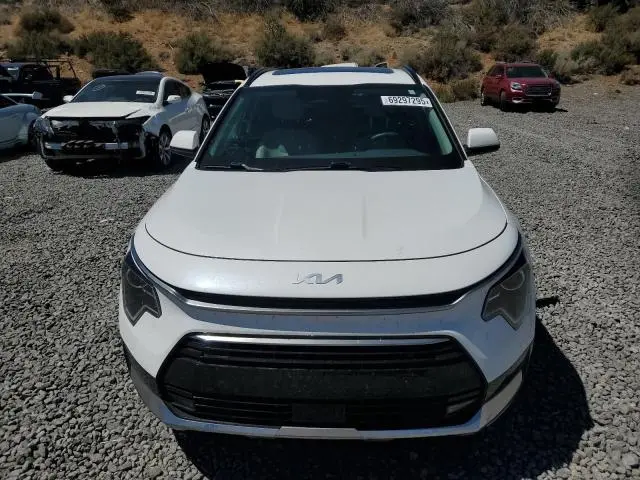2024 KIA NIRO EX  