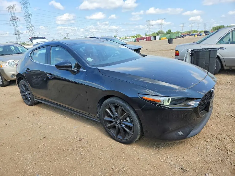 2021 MAZDA 3 PREMIUM  