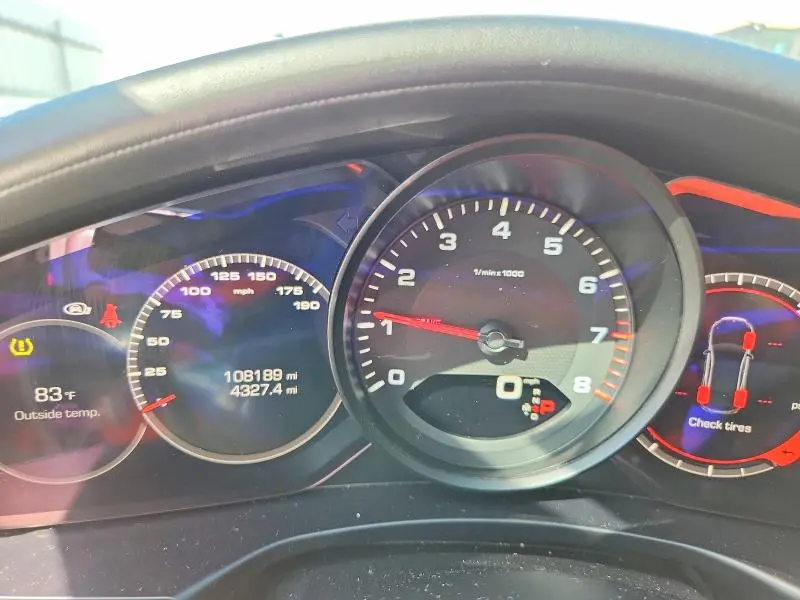 2018 PORSCHE PANAMERA 4  
