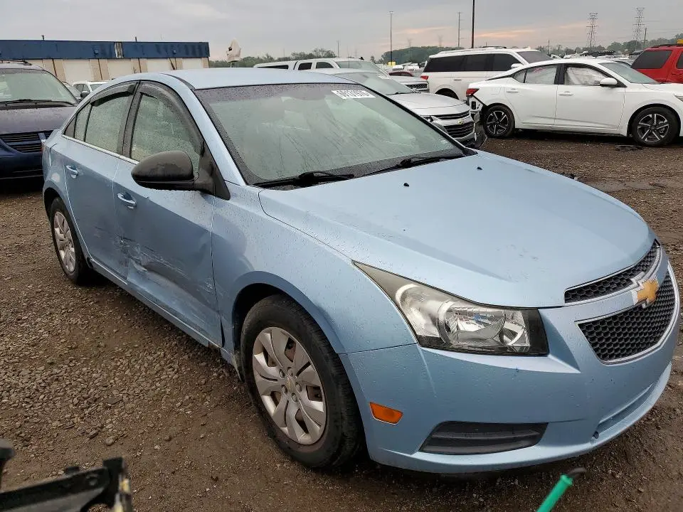 2012 CHEVROLET CRUZE LS  