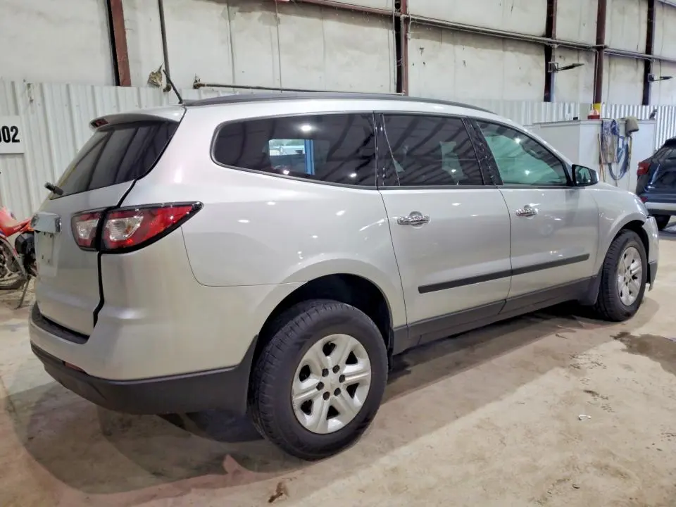 2017 CHEVROLET TRAVERSE LS  