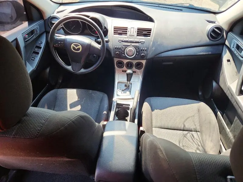 2011 MAZDA 3 I  