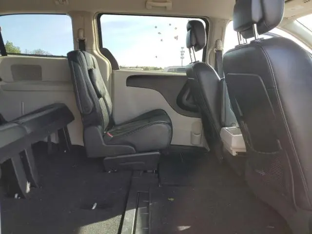 2012 CHRYSLER TOWN & COUNTRY TOURING  