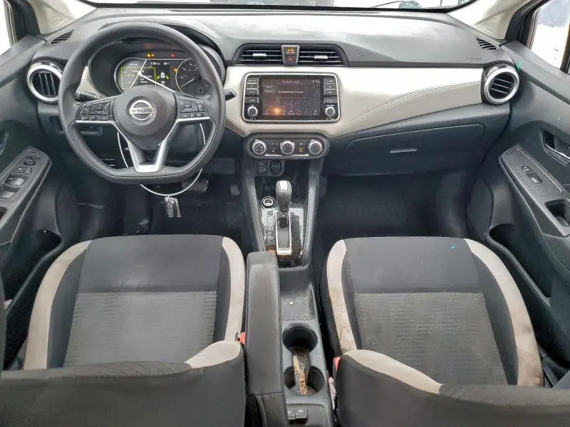 2020 NISSAN VERSA SV  