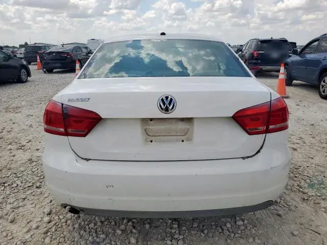 2013 VOLKSWAGEN PASSAT S  