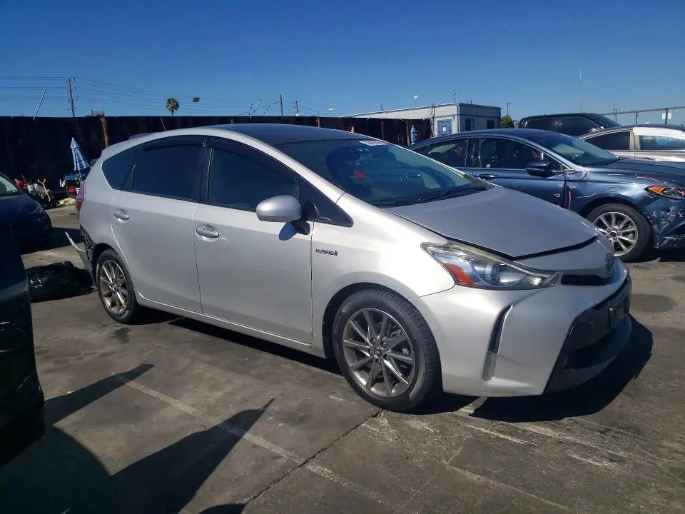 2015 TOYOTA PRIUS V FIVE  