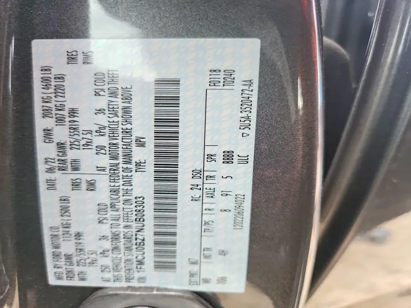 2022 FORD ESCAPE SE  