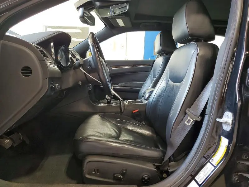 2012 CHRYSLER 300 LIMITED  