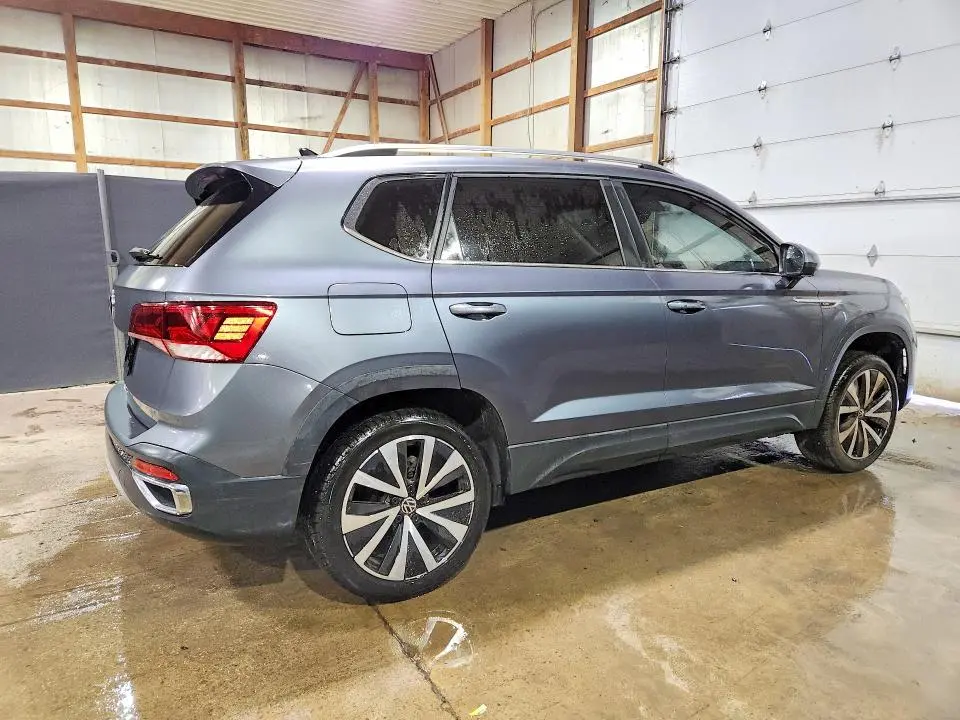 2024 VOLKSWAGEN TAOS SE  