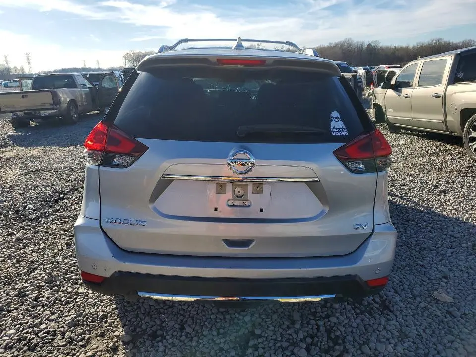 2020 NISSAN ROGUE SV  