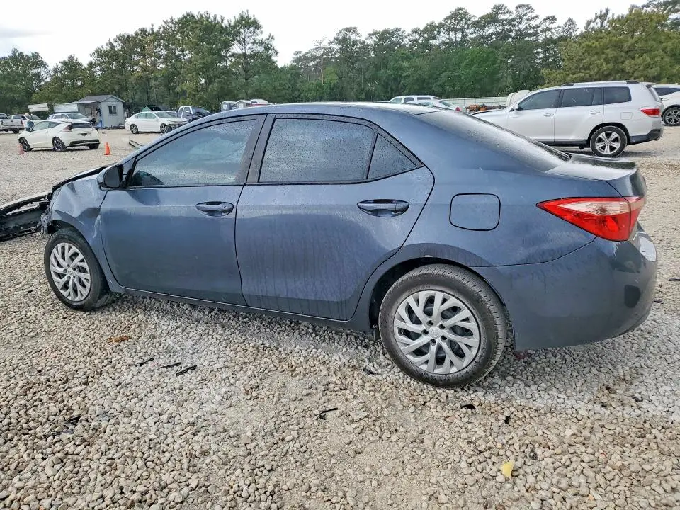 2017 TOYOTA COROLLA LE  