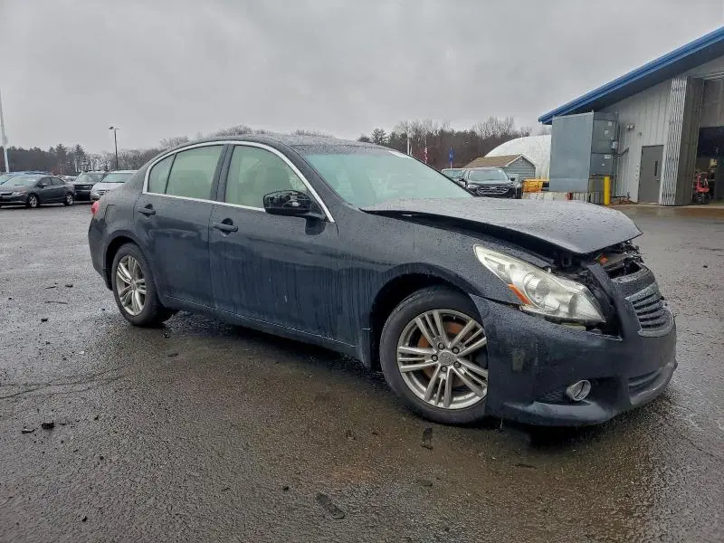 2012 INFINITI G37   