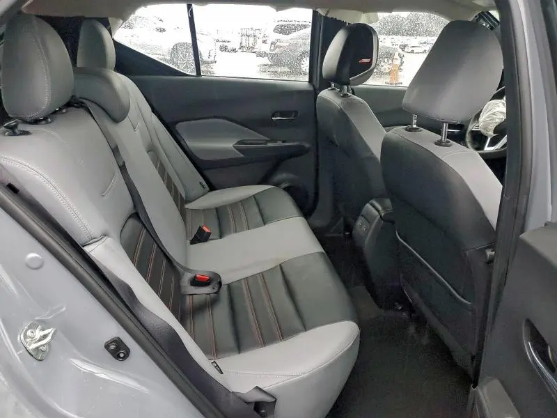 2023 NISSAN KICKS SR  