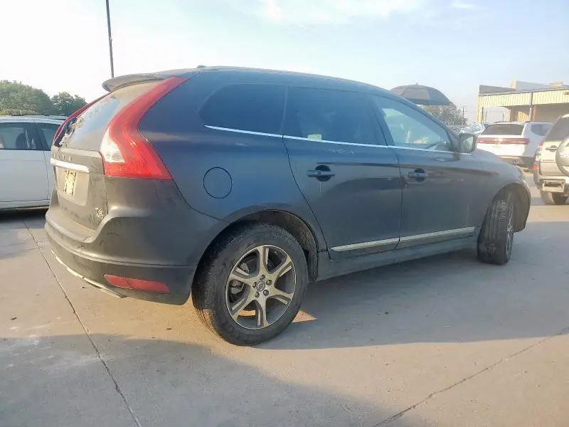 2014 VOLVO XC60 T6  