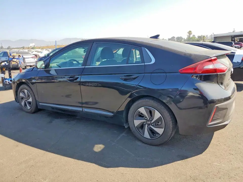 2018 HYUNDAI IONIQ SEL  