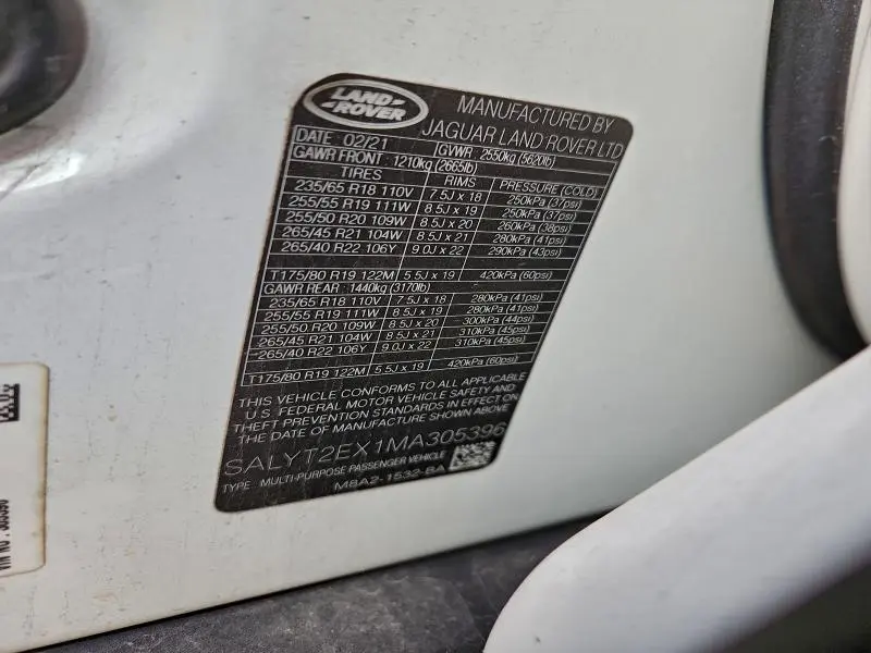 2021 LAND ROVER RANGE ROVER VELAR R-DYNAMIC S  