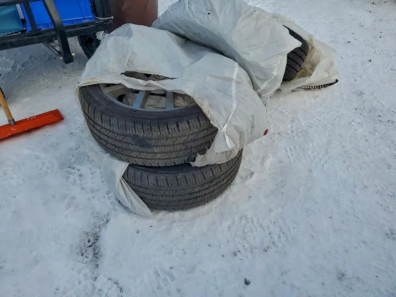 2011 NISSAN SENTRA SE-R  