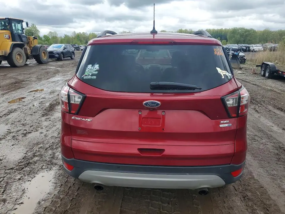 2018 FORD ESCAPE SEL  