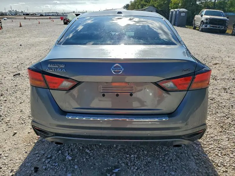 2020 NISSAN ALTIMA SR  