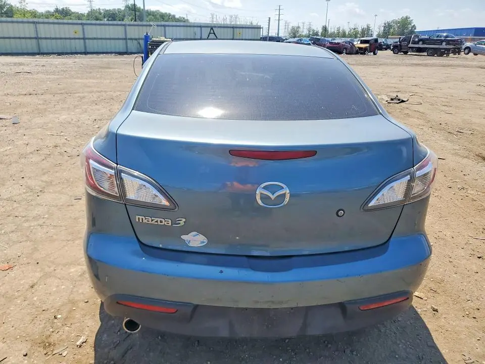 2010 MAZDA 3 I  