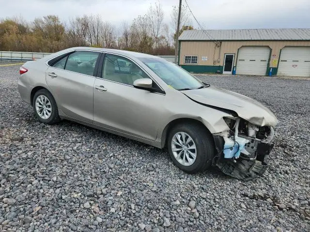 2016 TOYOTA CAMRY LE  