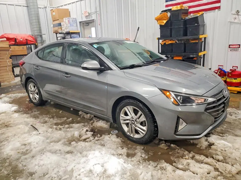2019 HYUNDAI ELANTRA SEL  
