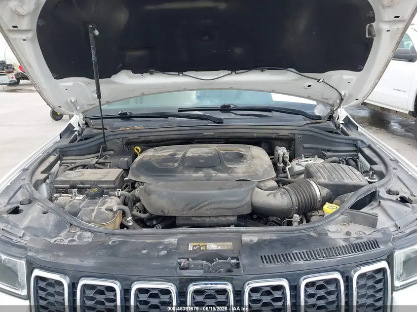 2019 JEEP GRAND CHEROKEE LAREDO E 4X4