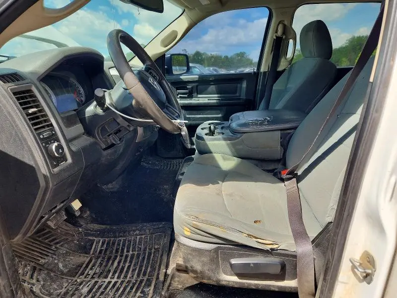 2013 RAM 1500 ST  