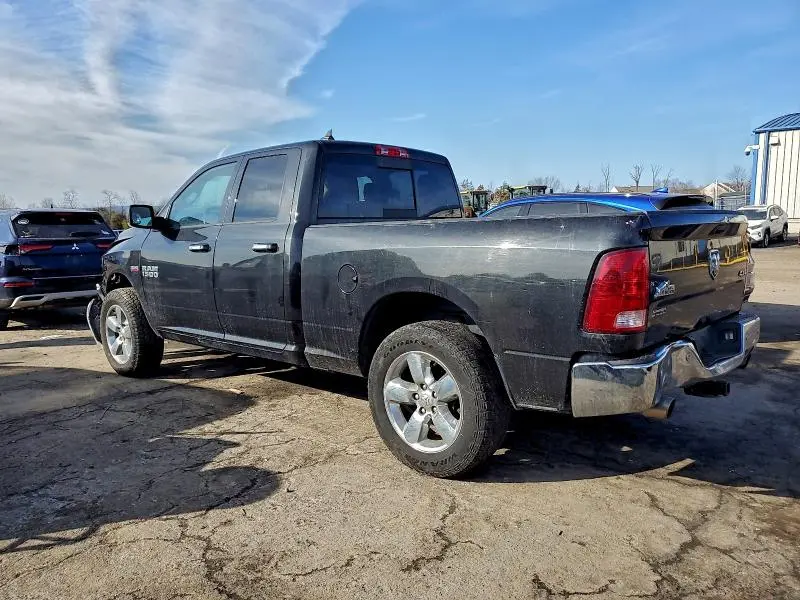 2018 RAM 1500 SLT  
