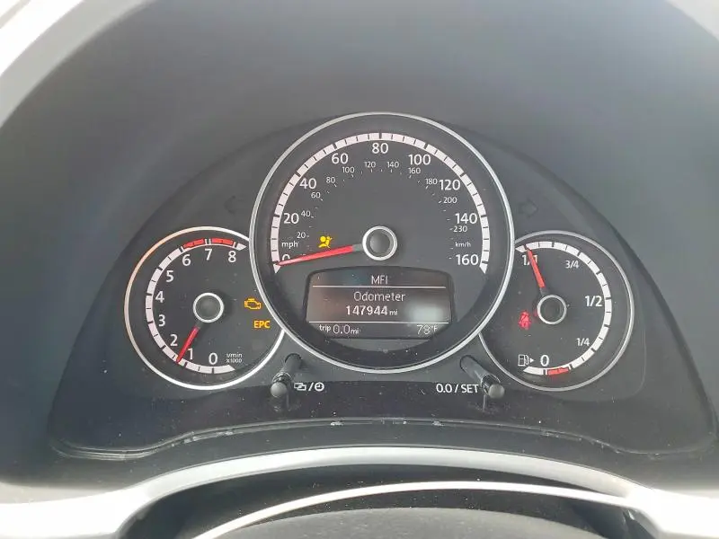 2014 VOLKSWAGEN BEETLE TURBO  
