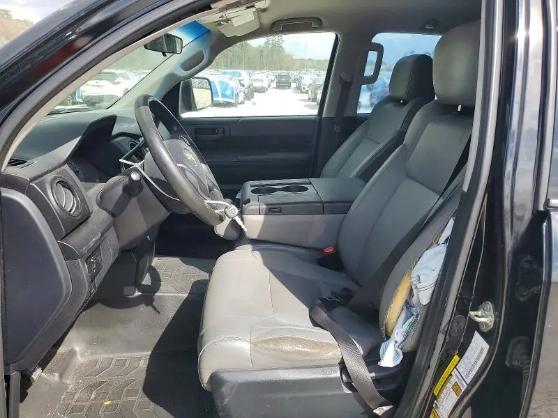 2017 TOYOTA TUNDRA SR  