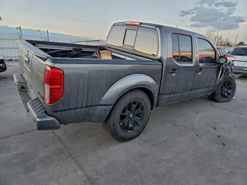 2021 NISSAN FRONTIER S  