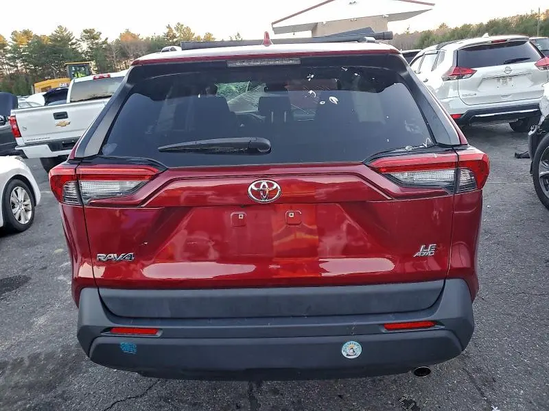 2019 TOYOTA RAV4 LE  