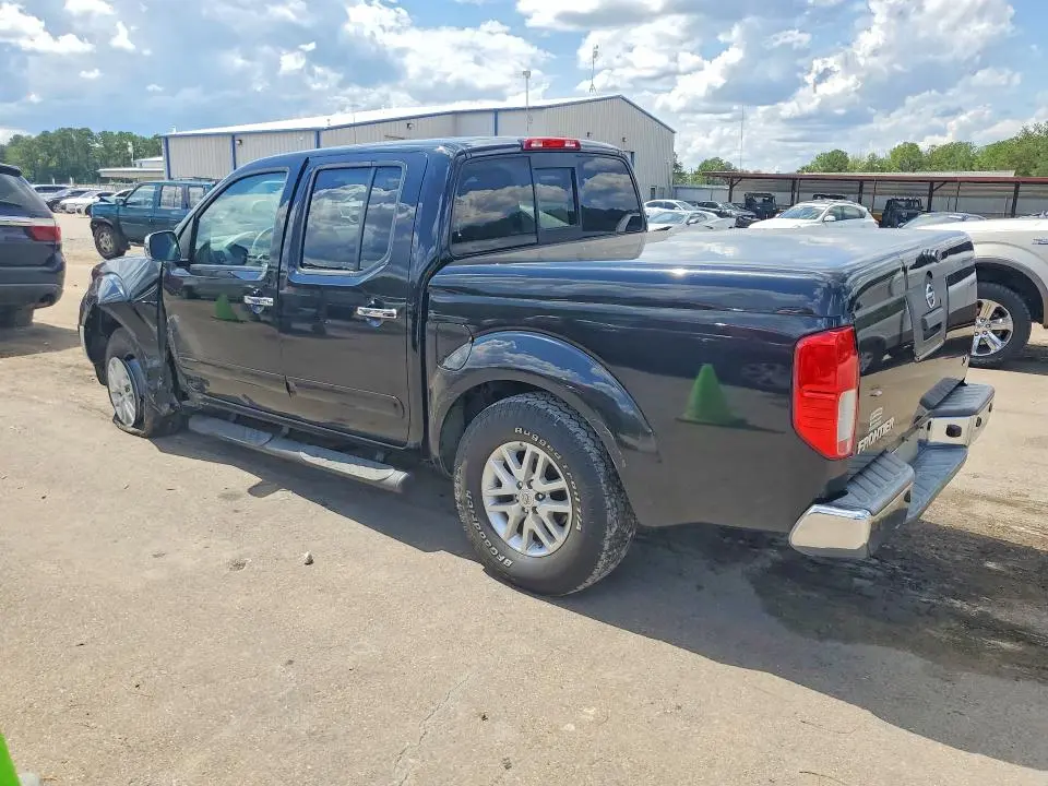 2014 NISSAN FRONTIER SL  
