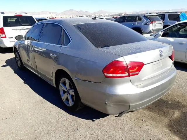 2012 VOLKSWAGEN PASSAT SE