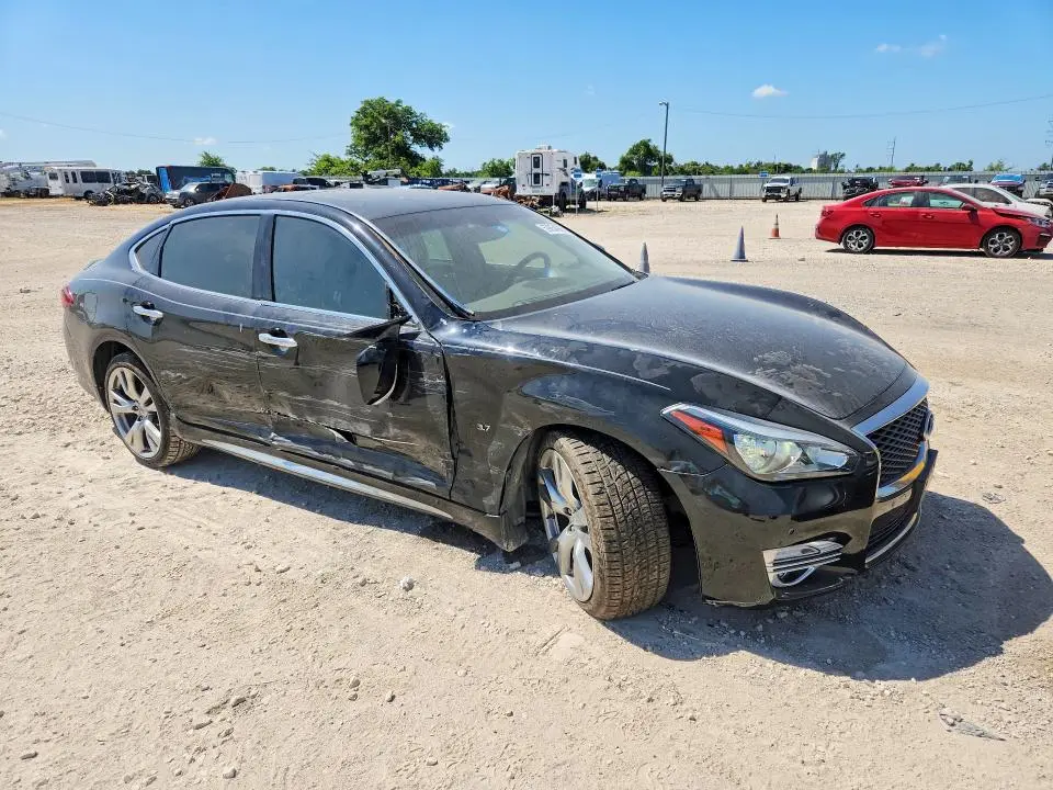 2019 INFINITI Q70L 3.7 LUXE  
