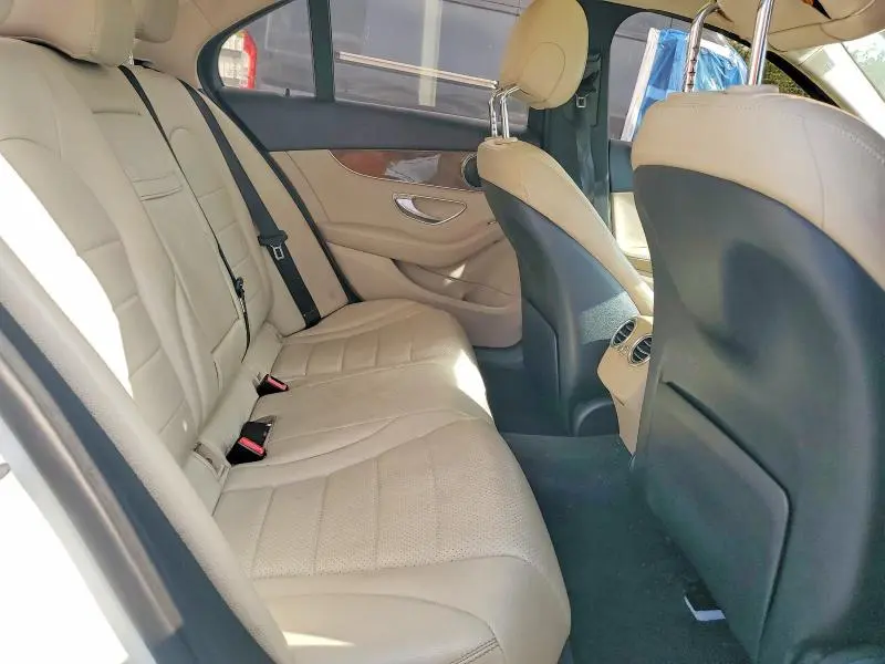 2017 MERCEDES-BENZ C 300  