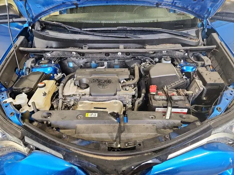 2016 TOYOTA RAV4 LE  