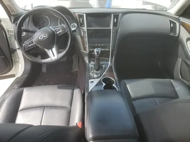 2019 INFINITI Q50 LUXE  